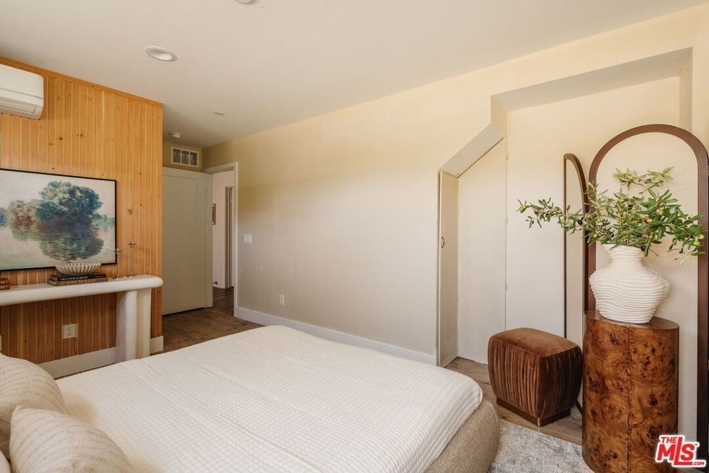 2911 W Exposition Place - Photo 6