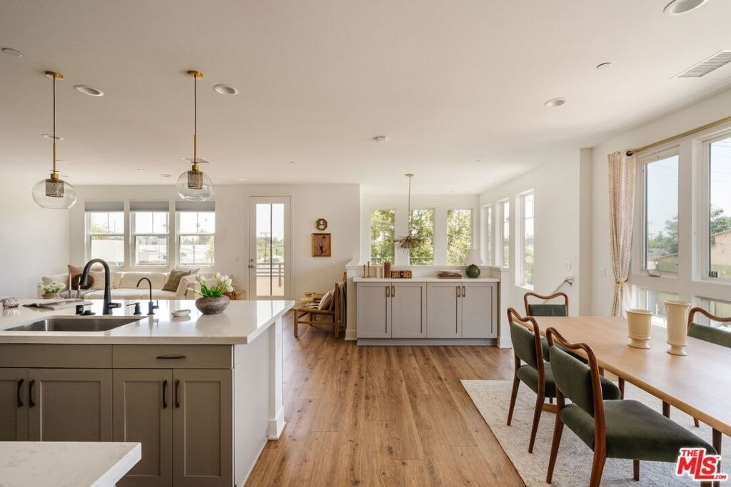 2911 W Exposition Place - Photo 17