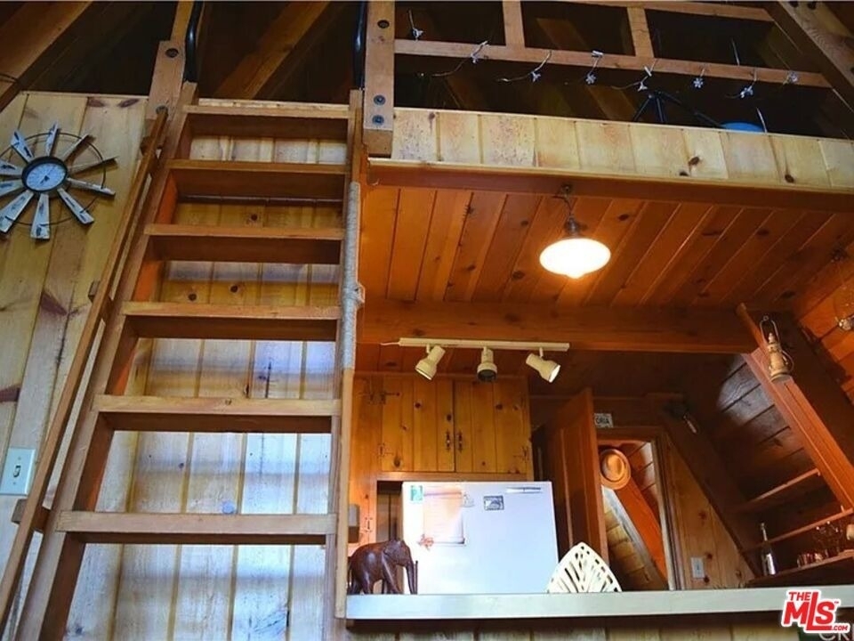 219 Pine Canyon Drive - Photo 11