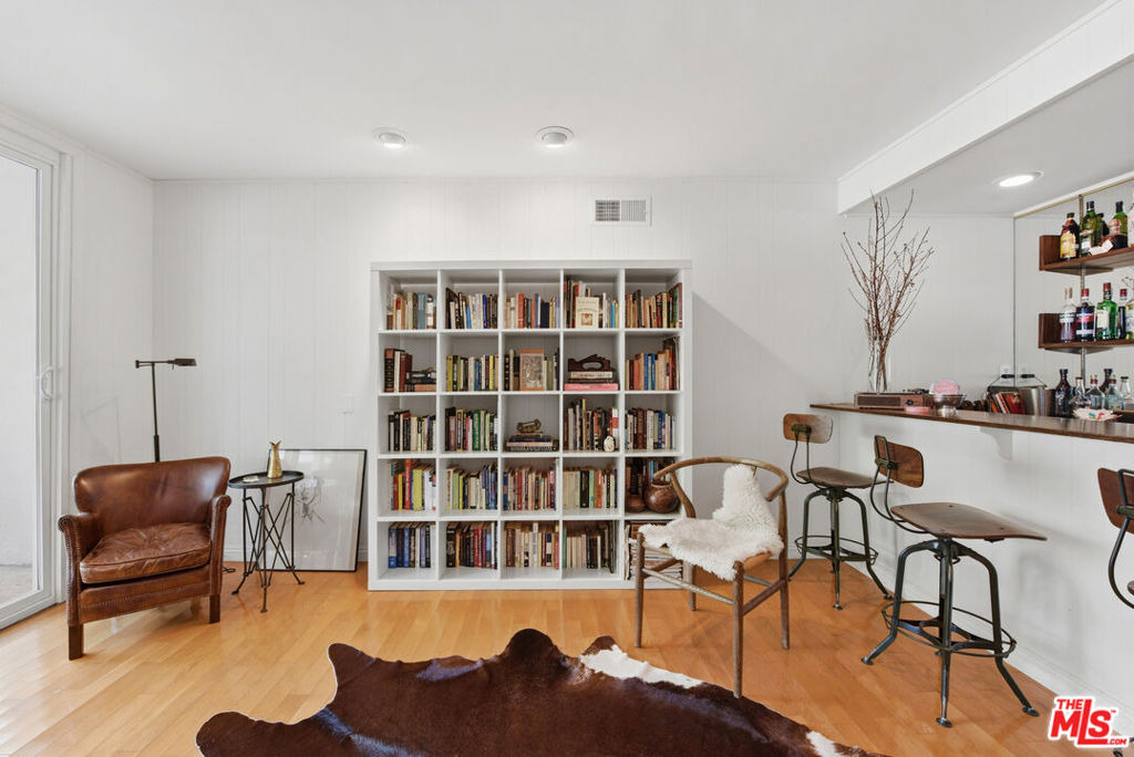 4401 Nogales Drive - Photo 4