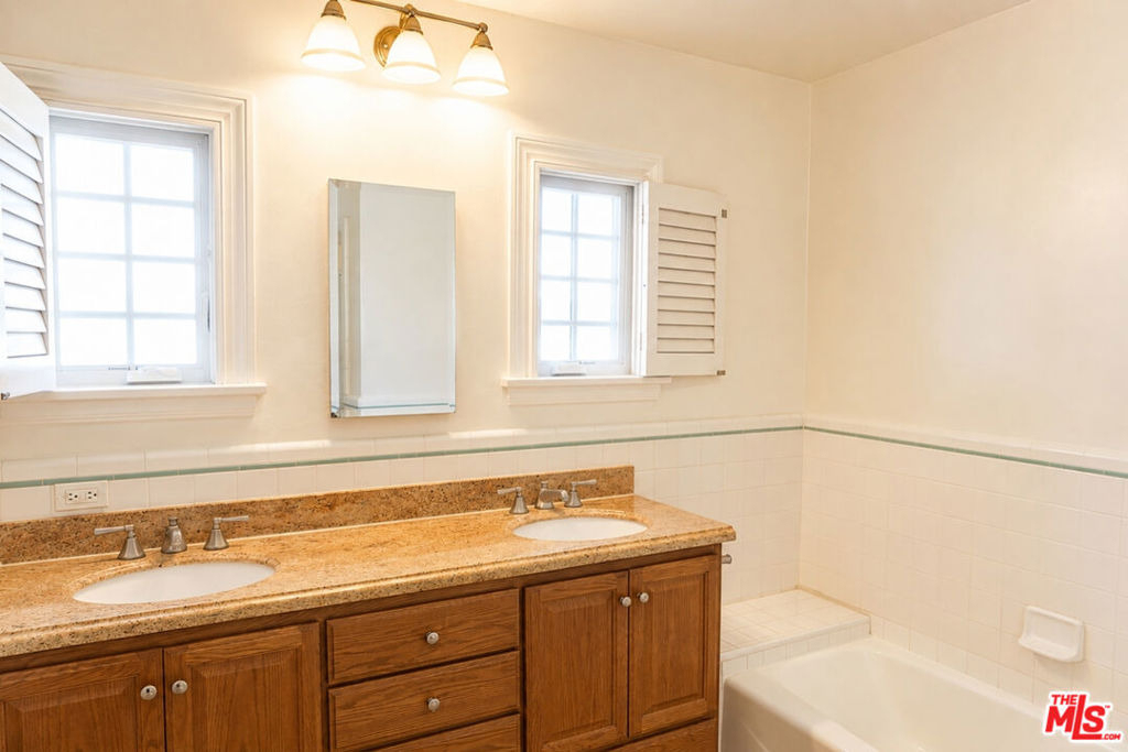9935 Durant Drive - Photo 19