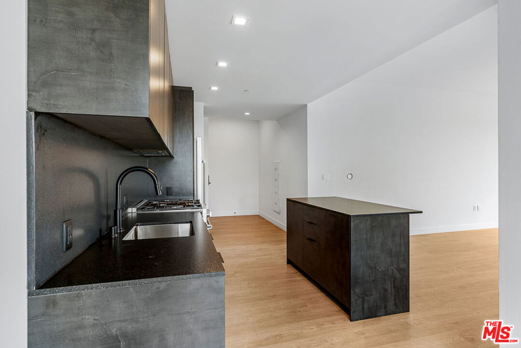 10700 Tabor Street - Photo 2