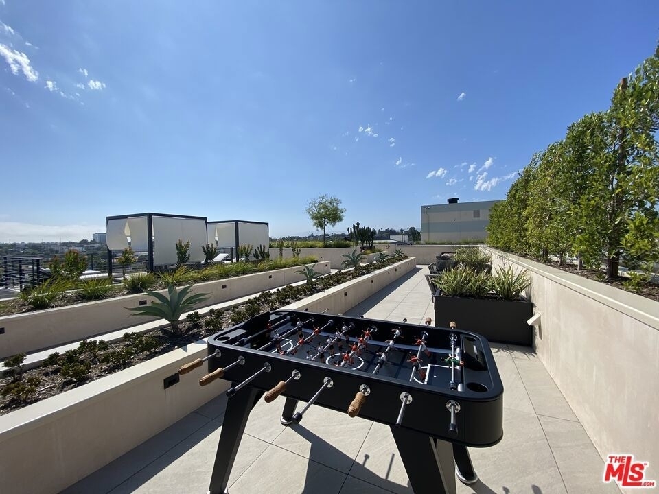 10700 Tabor Street - Photo 18