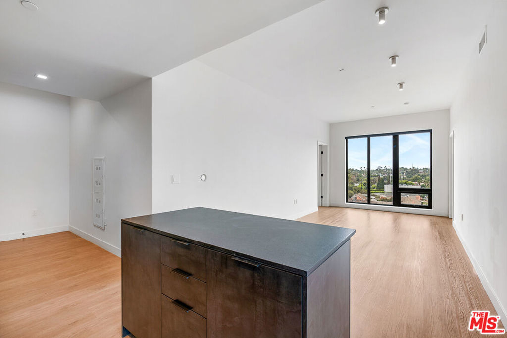 10700 Tabor Street - Photo 3