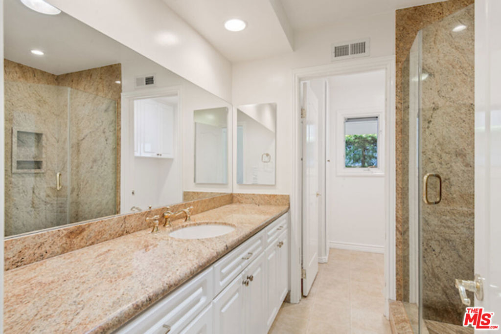5496 Katherine Avenue - Photo 24