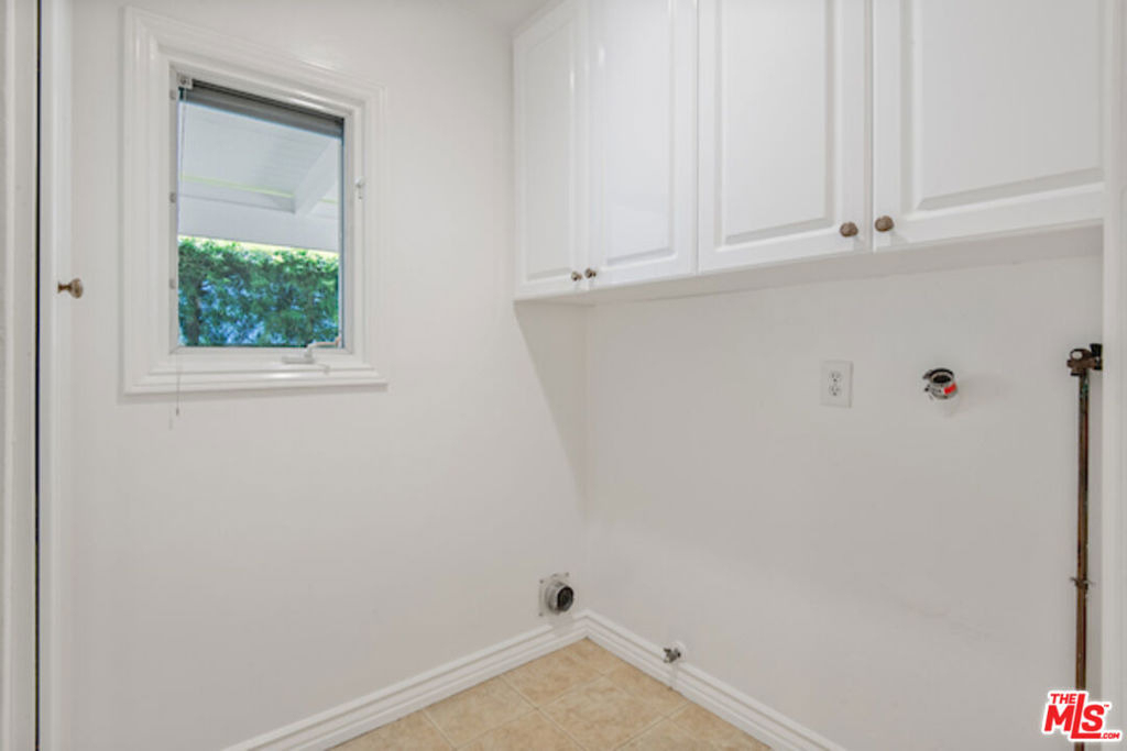 5496 Katherine Avenue - Photo 27