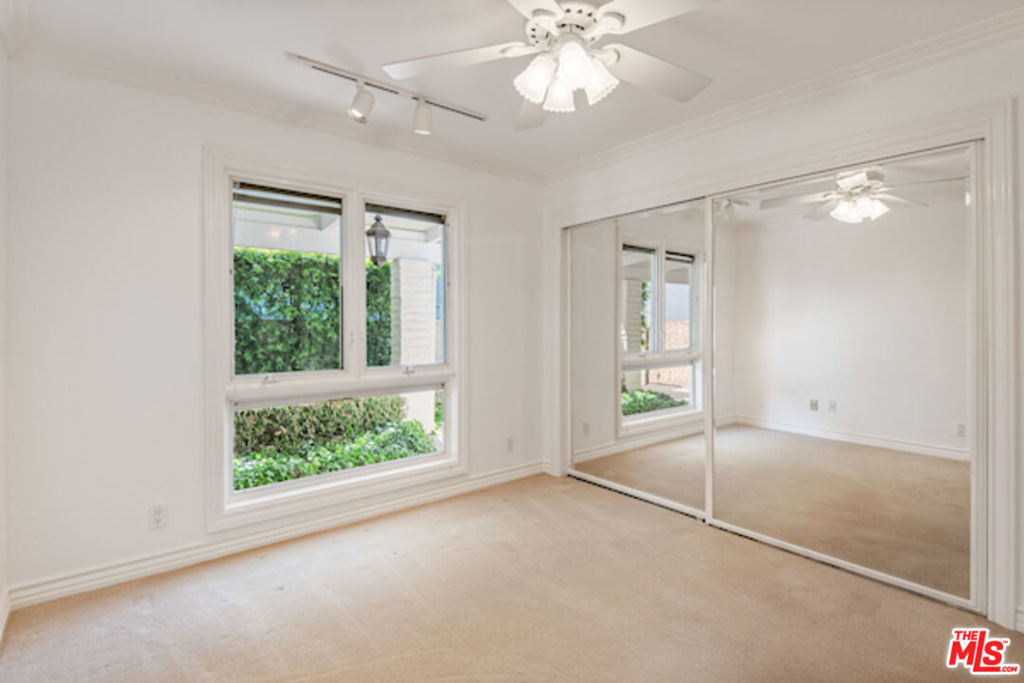 5496 Katherine Avenue - Photo 23