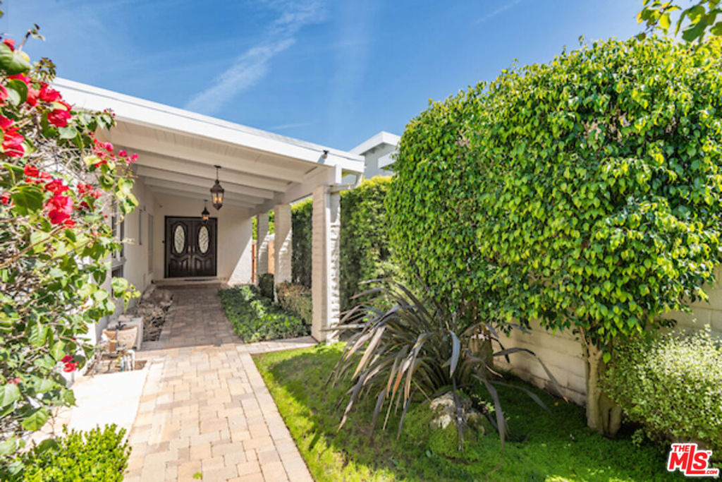 5496 Katherine Avenue - Photo 2