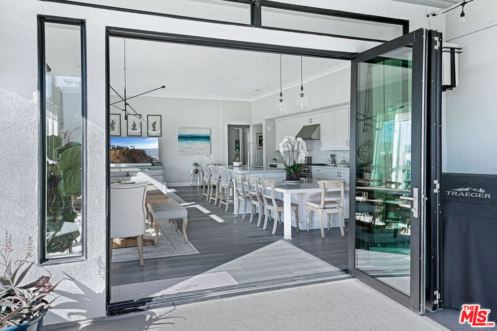 5827 Meadowlark Place - Photo 6
