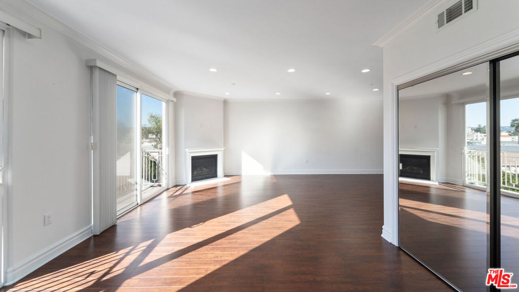 1050 Holt Avenue - Photo 5