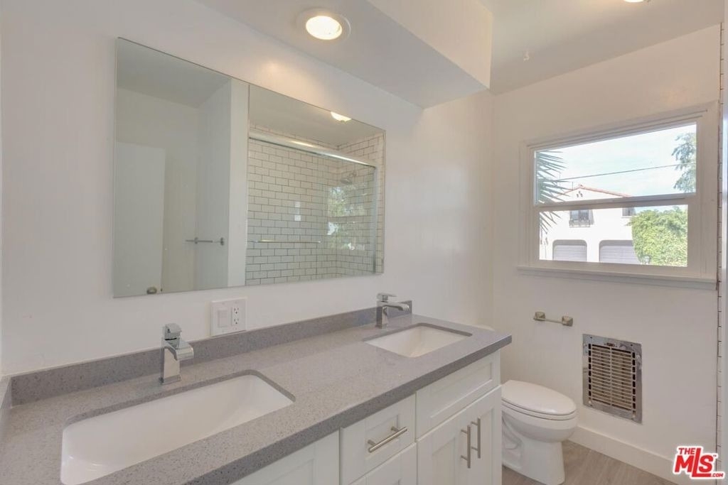 4177 Ince Boulevard - Photo 13