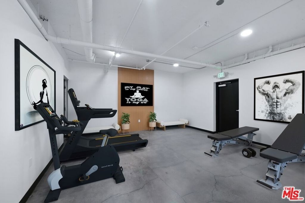 14811 Erwin Street - Photo 0