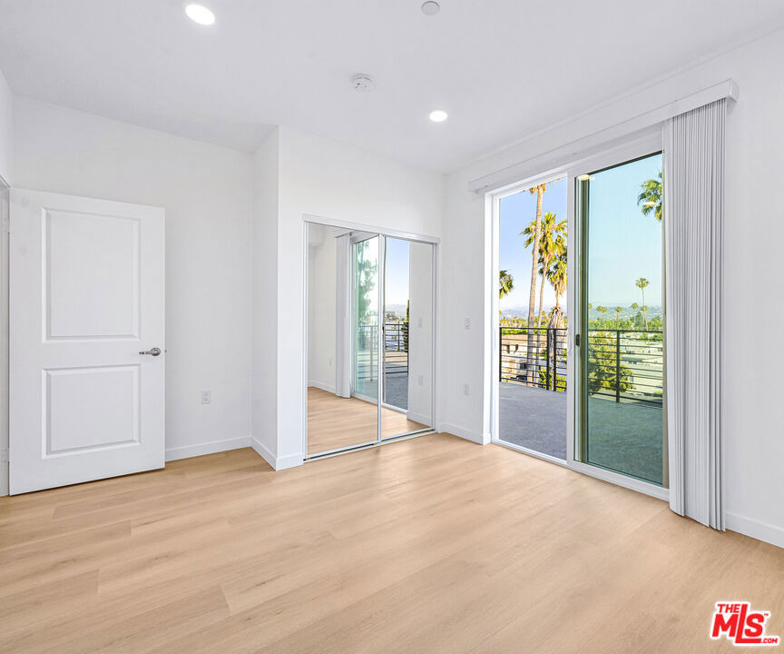 14811 Erwin Street - Photo 11
