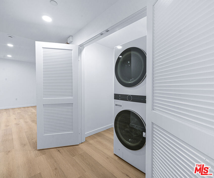 14811 Erwin Street - Photo 16
