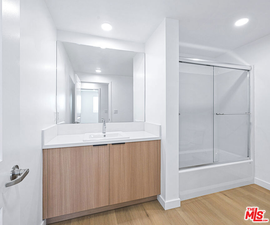 14811 Erwin Street - Photo 18