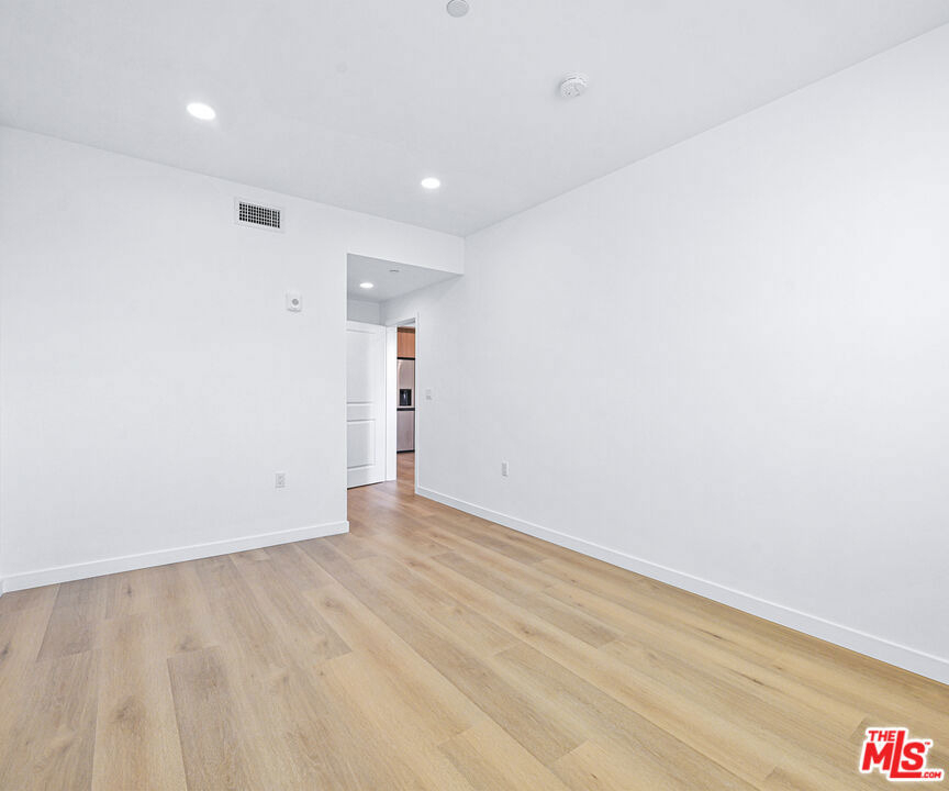 14811 Erwin Street - Photo 20