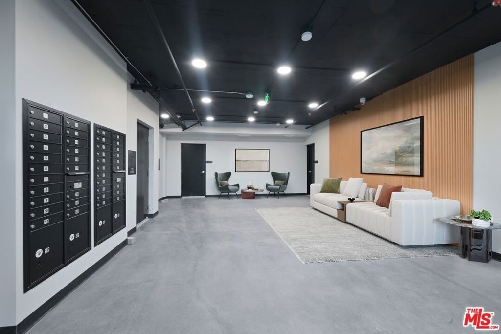 14811 Erwin Street - Photo 1