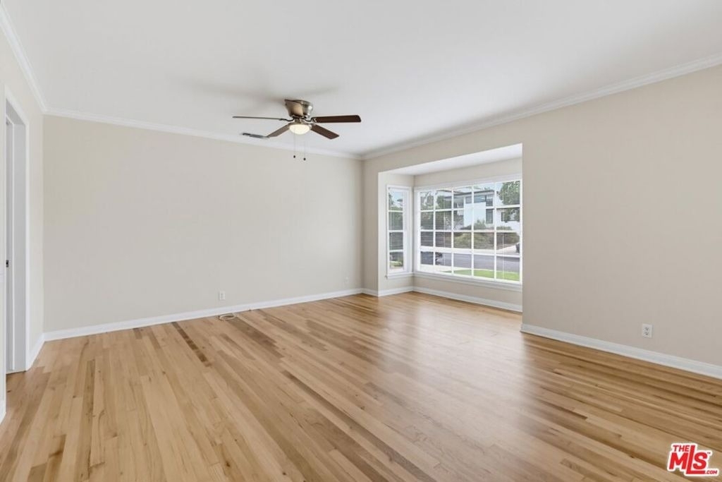 7900 Westlawn Avenue - Photo 4