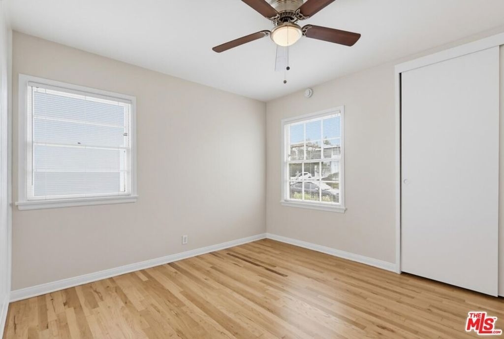 7900 Westlawn Avenue - Photo 11