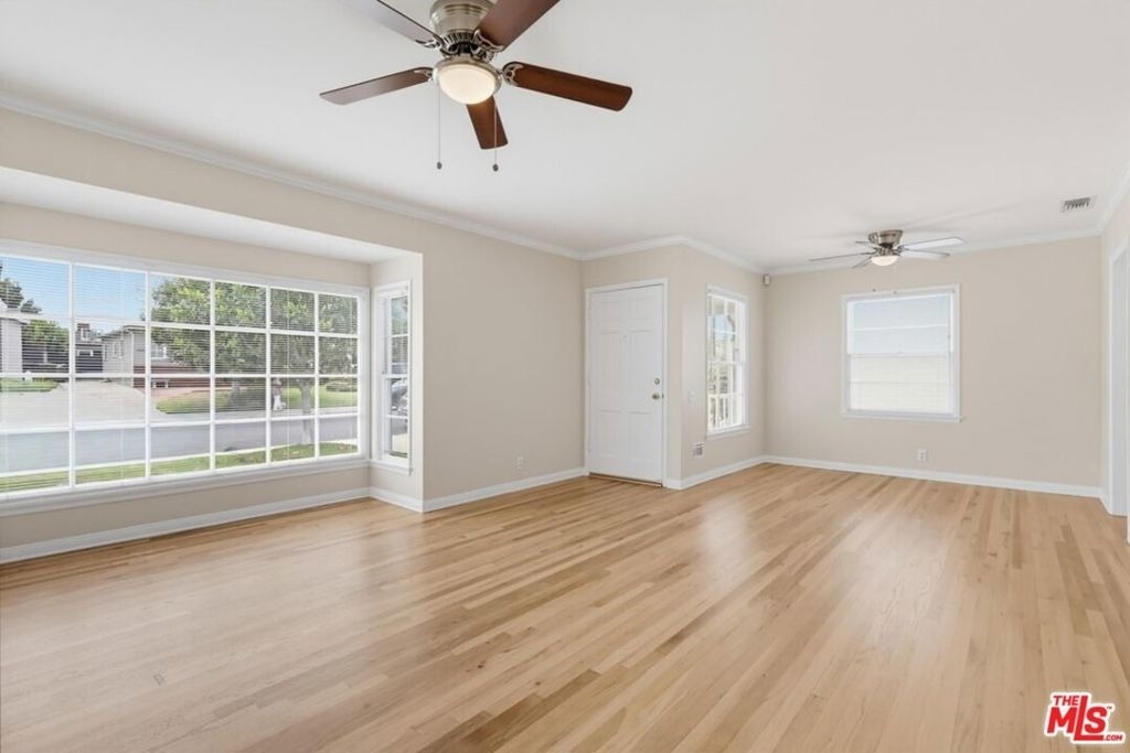 7900 Westlawn Avenue - Photo 5