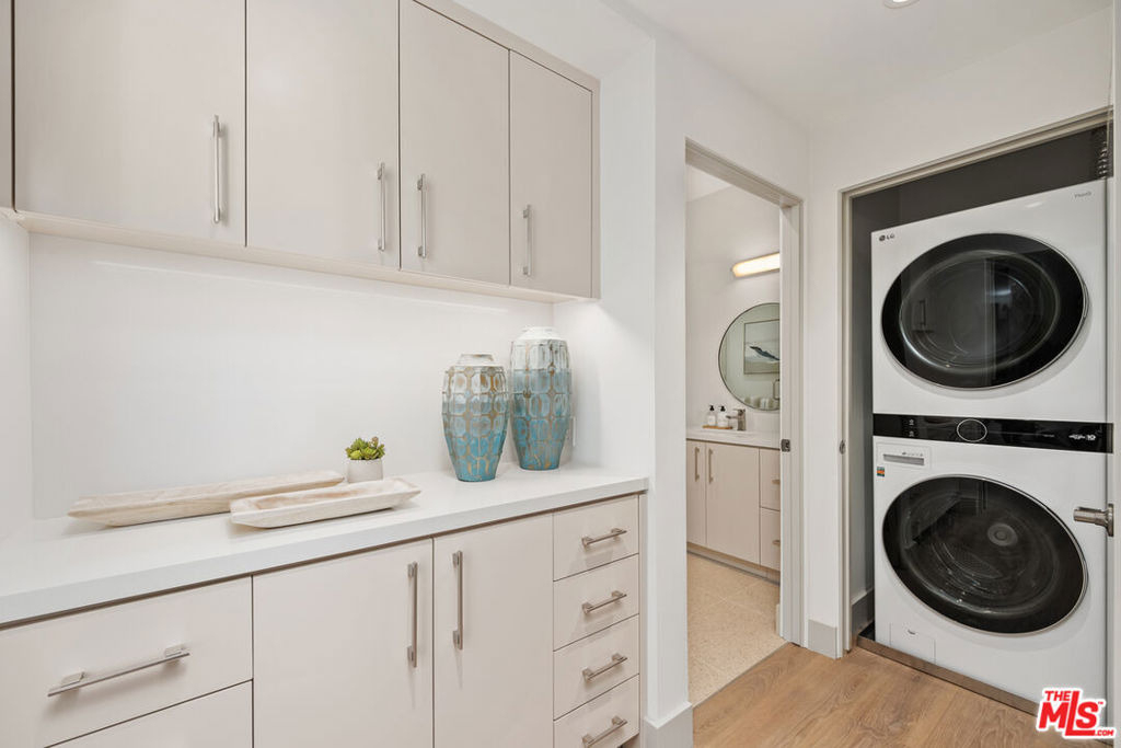 130 S Sepulveda Boulevard - Photo 9
