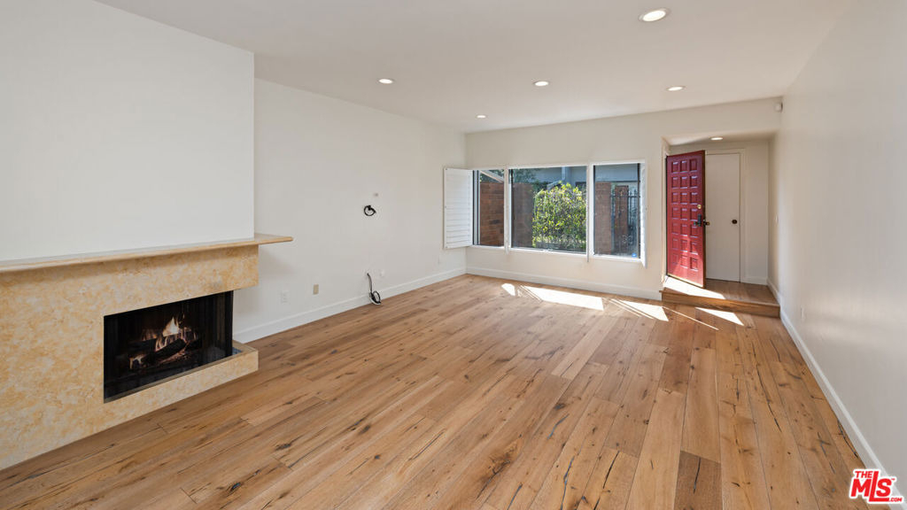 407 S Spalding Drive - Photo 5