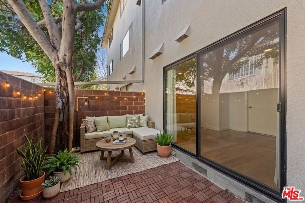 407 S Spalding Drive - Photo 20