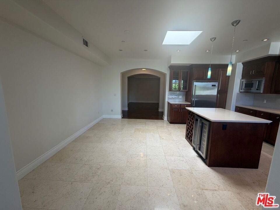 12050 Guerin Street - Photo 7