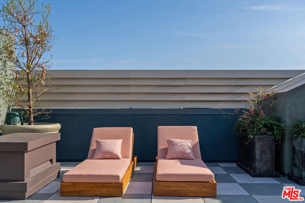 7428 Santa Monica Boulevard - Photo 35