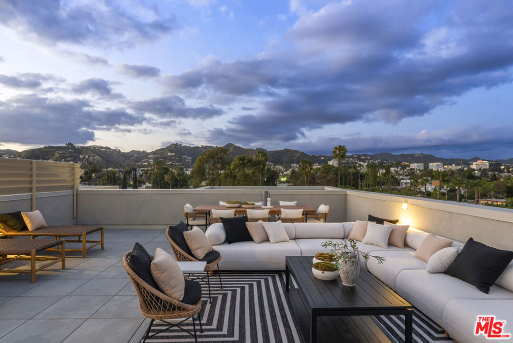 7428 Santa Monica Boulevard - Photo 18