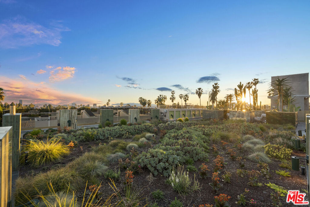 1021 N Ogden Drive - Photo 41