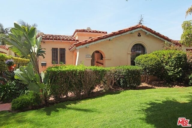 1054 Princeton Street - Photo 0