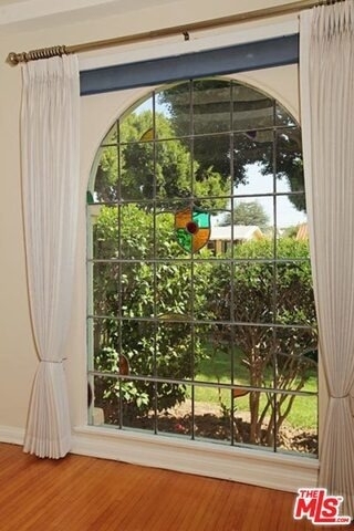 1054 Princeton Street - Photo 4