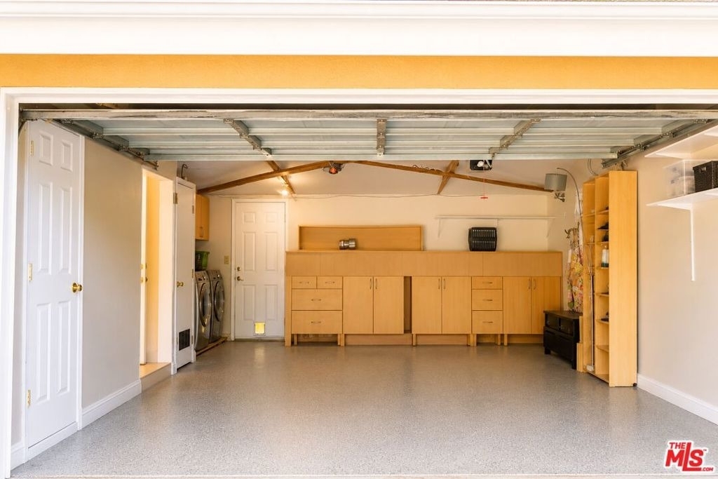 23018 Bigler Street - Photo 32