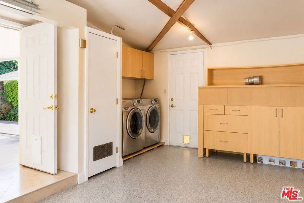 23018 Bigler Street - Photo 33