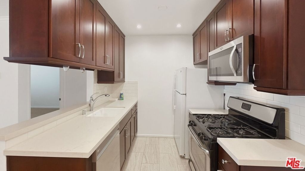 3640 Cardiff Avenue - Photo 5