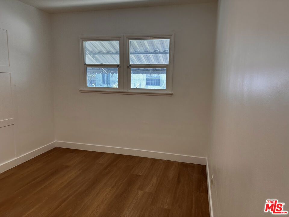1160 N Fries Avenue - Photo 54