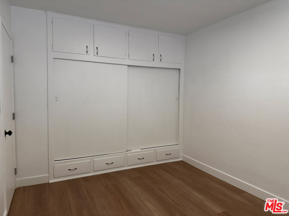 1160 N Fries Avenue - Photo 53