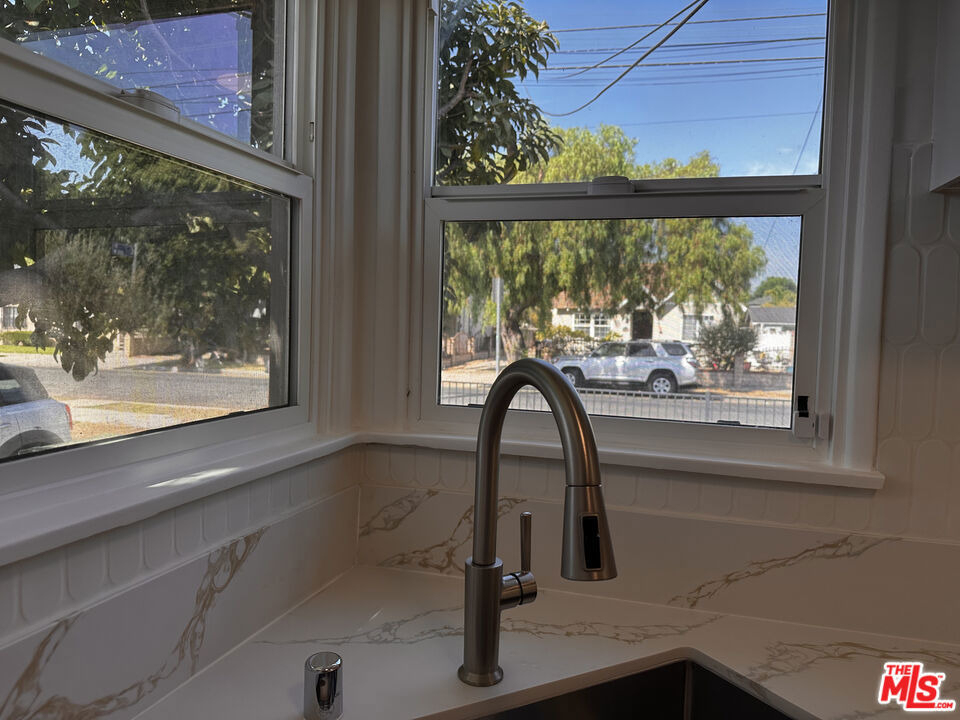 1160 N Fries Avenue - Photo 37