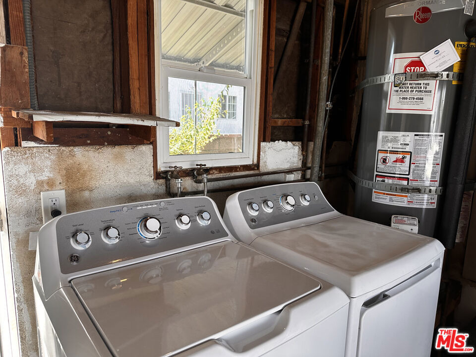 1160 N Fries Avenue - Photo 57