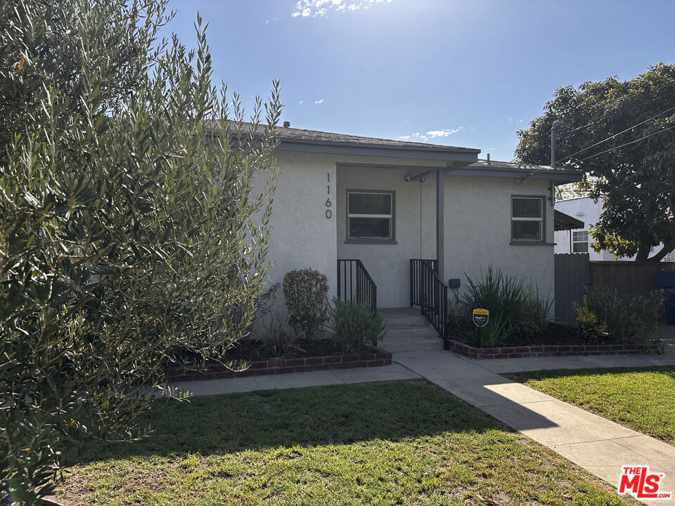 1160 N Fries Avenue - Photo 1