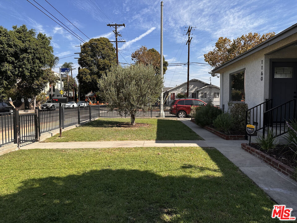 1160 N Fries Avenue - Photo 7