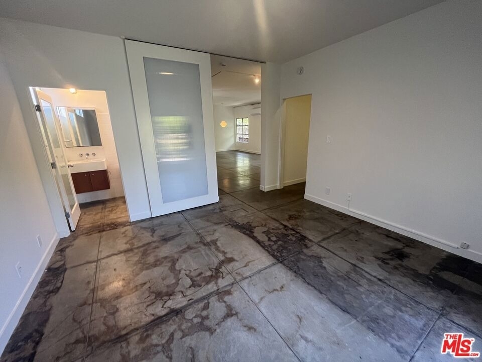 344 Indiana Avenue - Photo 11