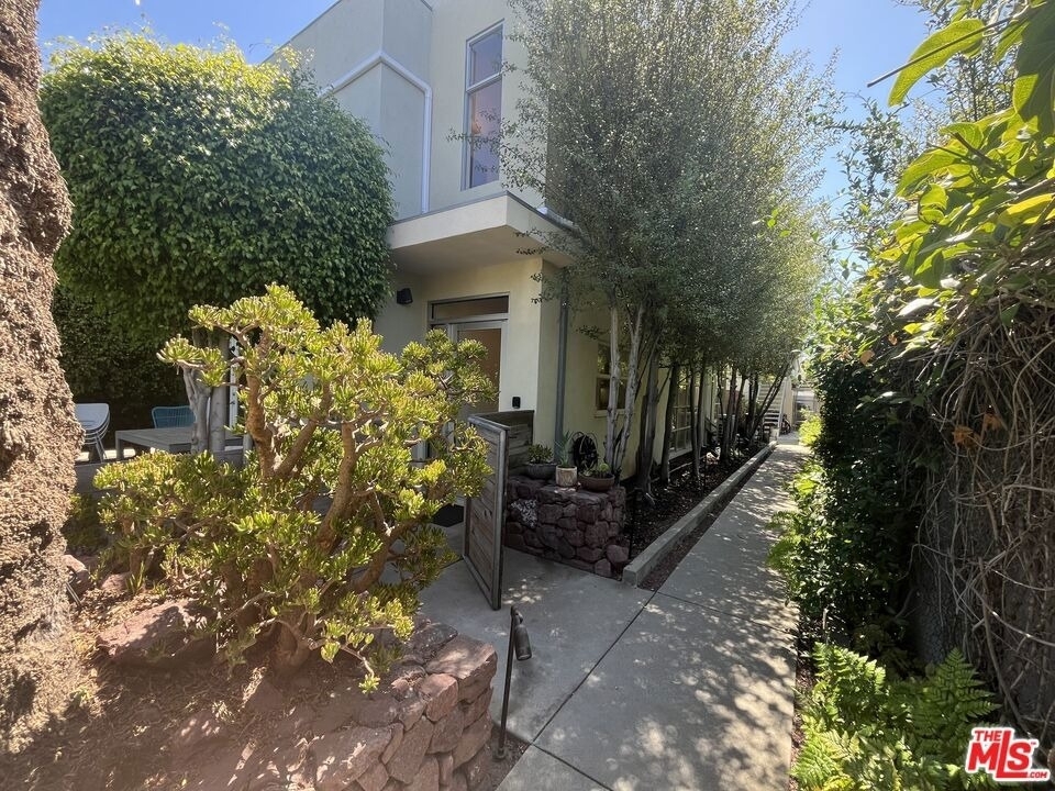 344 Indiana Avenue - Photo 1