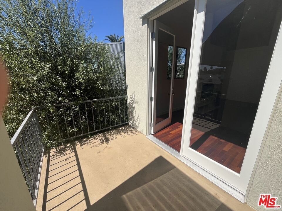 344 Indiana Avenue - Photo 23