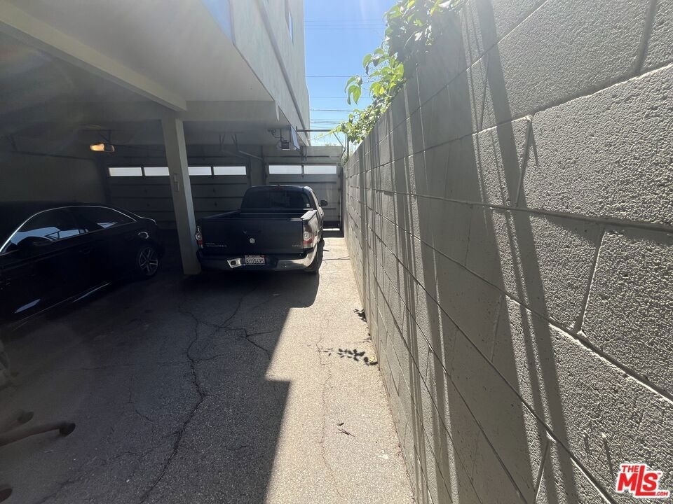 344 Indiana Avenue - Photo 33