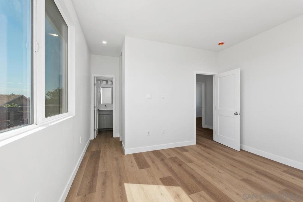 10349 Lipscomb Dr - Photo 14