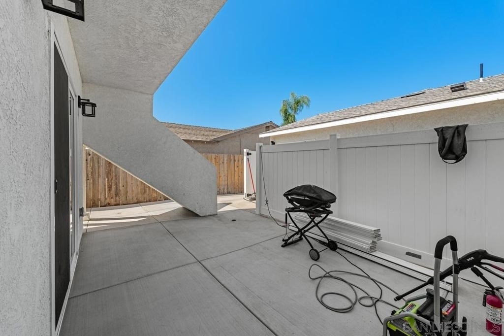 10347 Lipscomb Dr - Photo 16