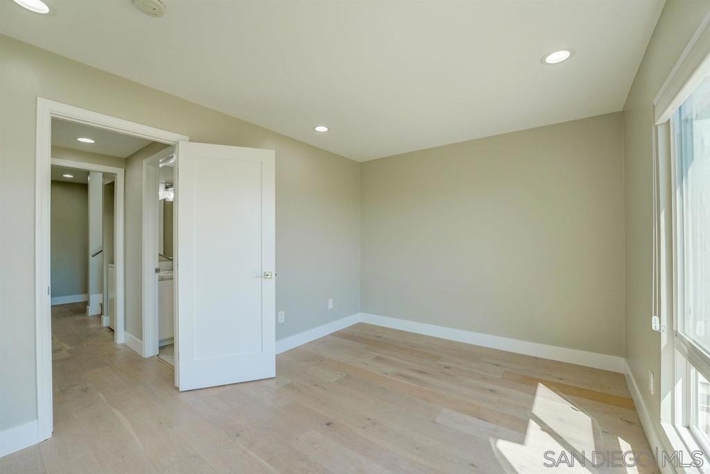 311 Shoemaker - Photo 12