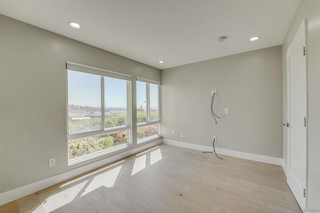 311 Shoemaker - Photo 11